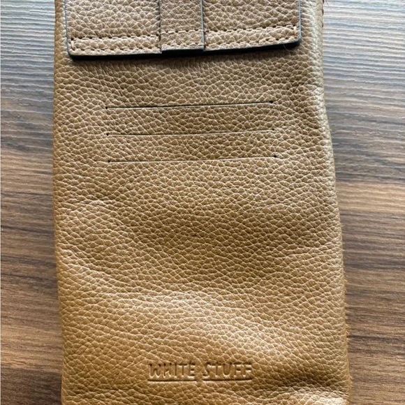 NWOT Leopard Print phone Crossbody Bag - Picture 2 of 4